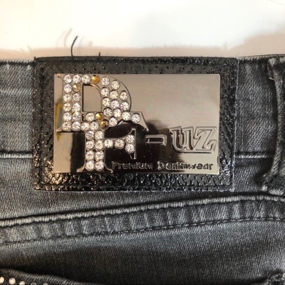 💥 SALE! 3/$20!!! D-Fuz black skinny cuffed jeans